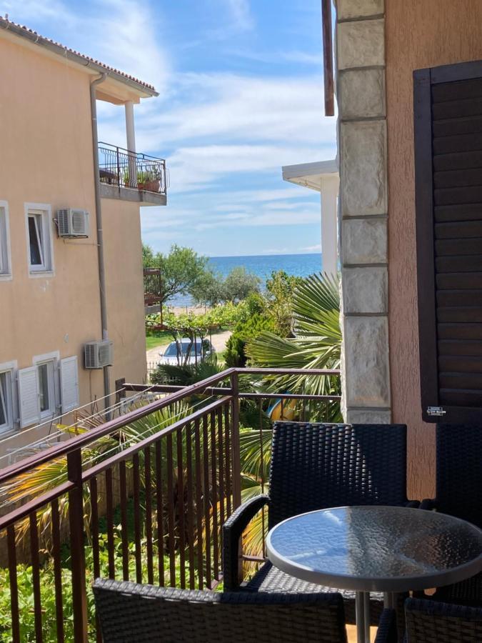 Apartments Hrnjic Umag Exterior foto